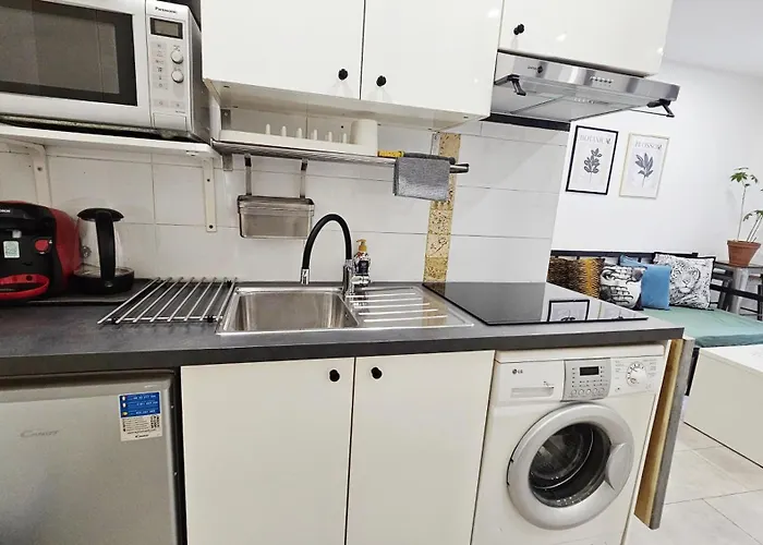 Nearby Monmarte Lovely And Warm * Paris