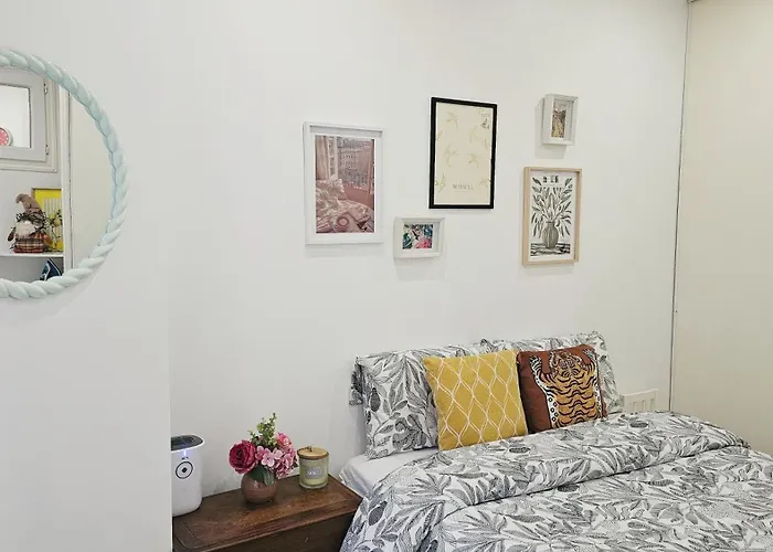 Nearby Monmarte Lovely And Warm Appartement